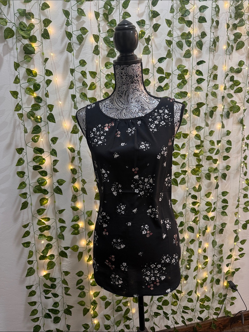 CAbi Black Floral Sleeveless Shell Top